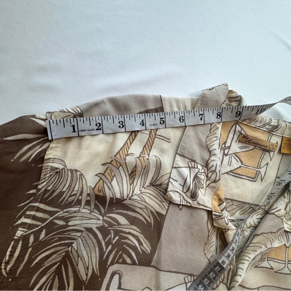The Havanera Co Linen Shirt Palms Martinis - Picture 12 of 14
